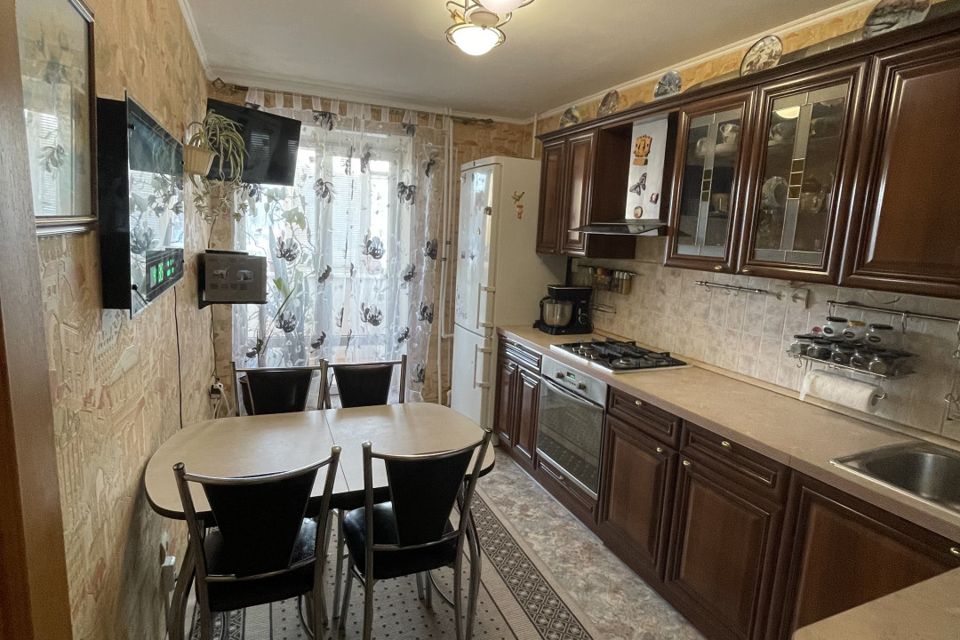 Продаётся 3-комнатная квартира, 64 м²