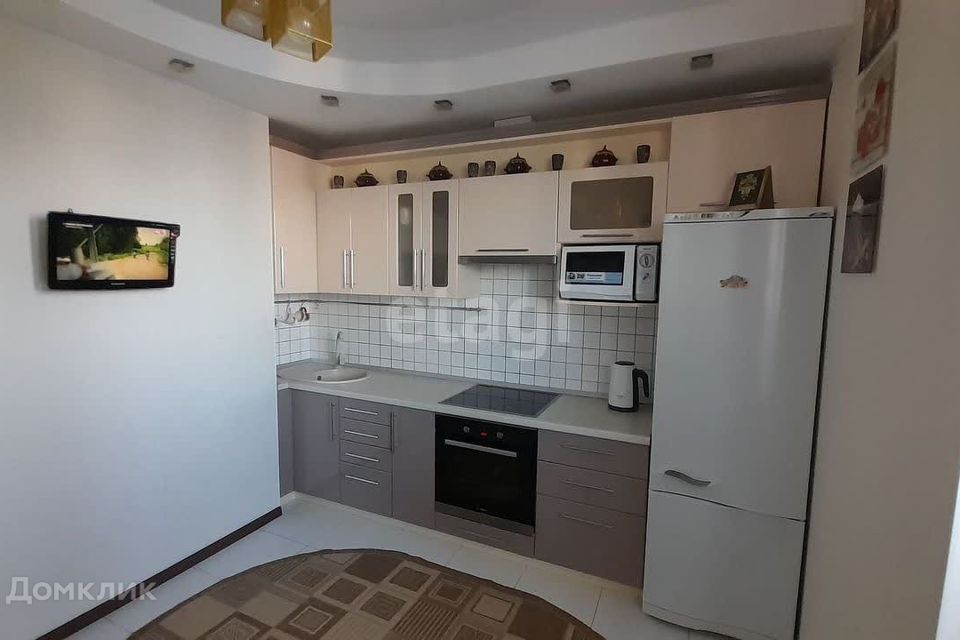 Продаётся 2-комнатная квартира, 65.5 м²