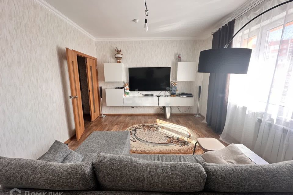 Продаётся 2-комнатная квартира, 56.8 м²