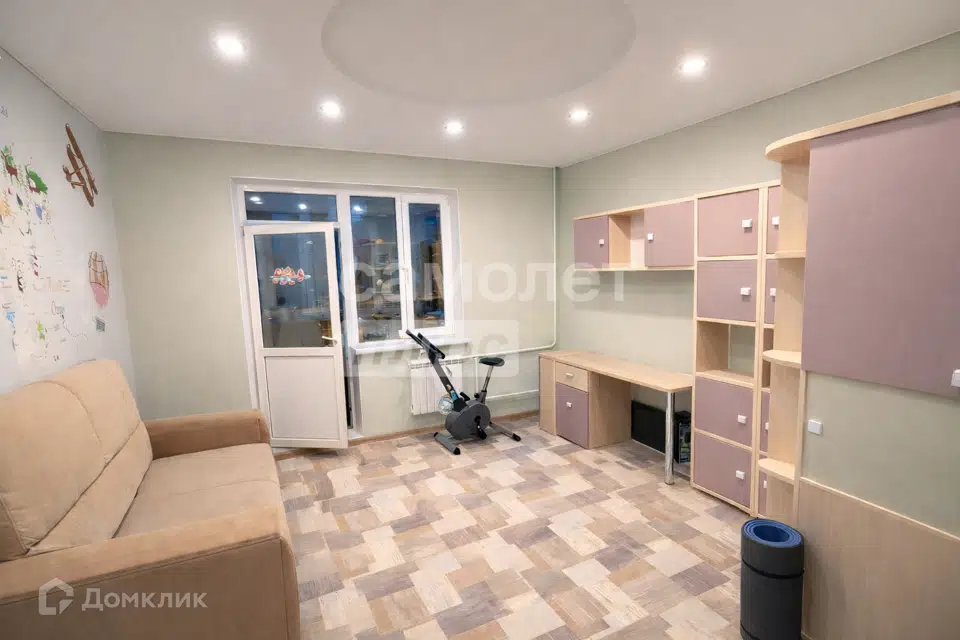 Продаётся 2-комнатная квартира, 71.5 м²