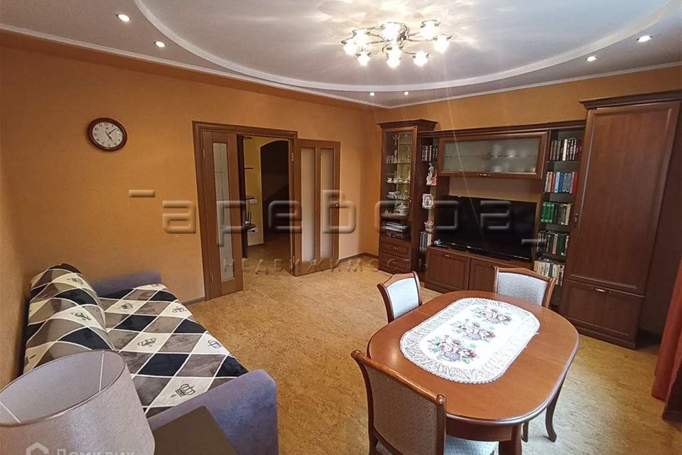 Продаётся 4-комнатная квартира, 79.5 м²