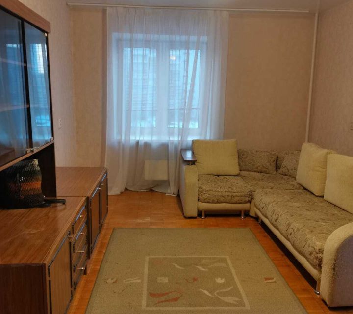 Сдаётся 2-комнатная квартира, 49 м²