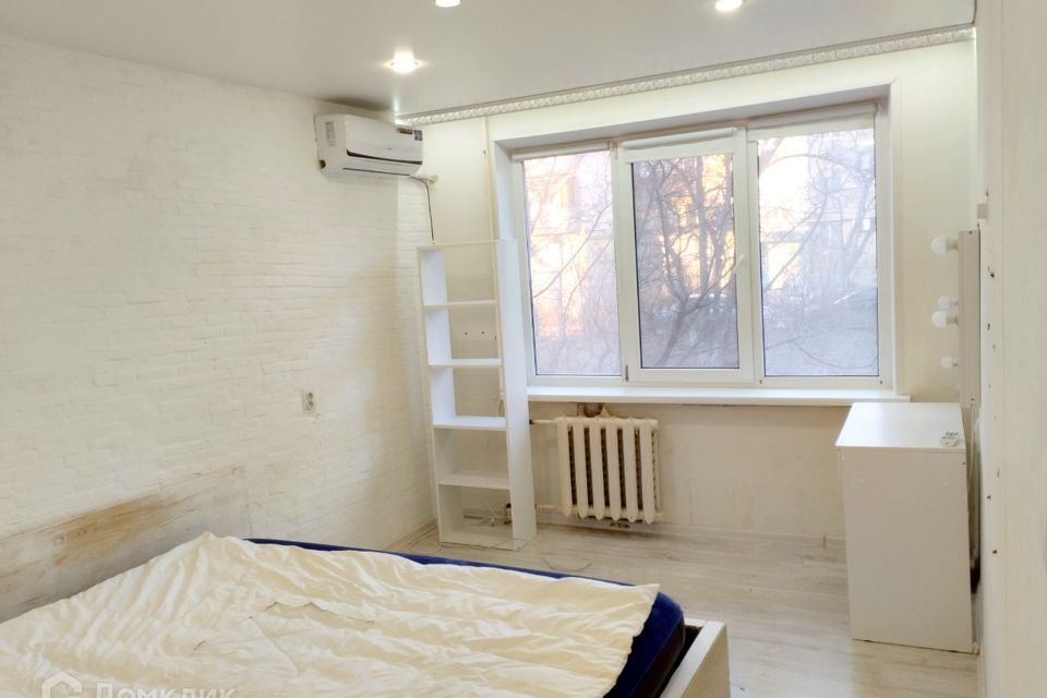 Продаётся 2-комнатная квартира, 42.4 м²