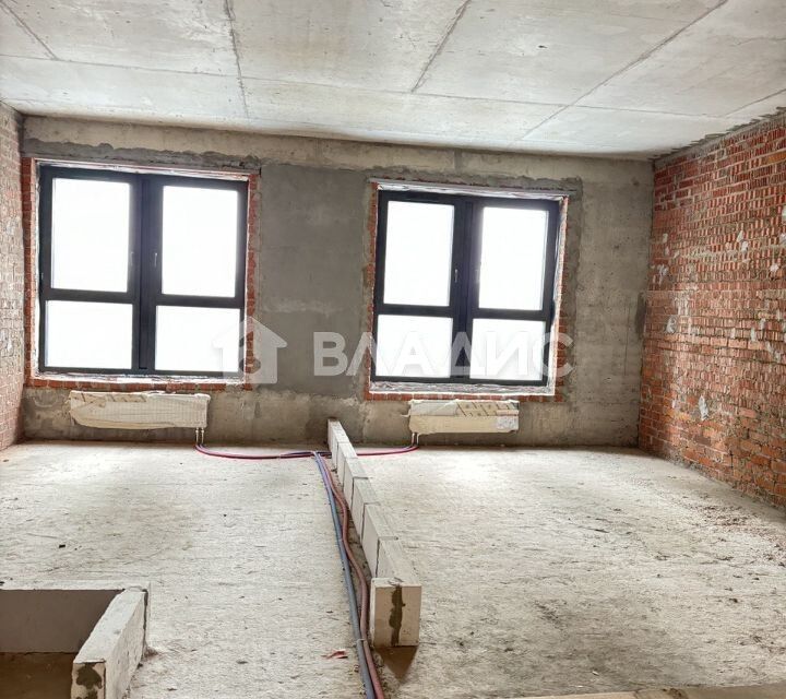 Продаётся 1-комнатная квартира, 38 м²