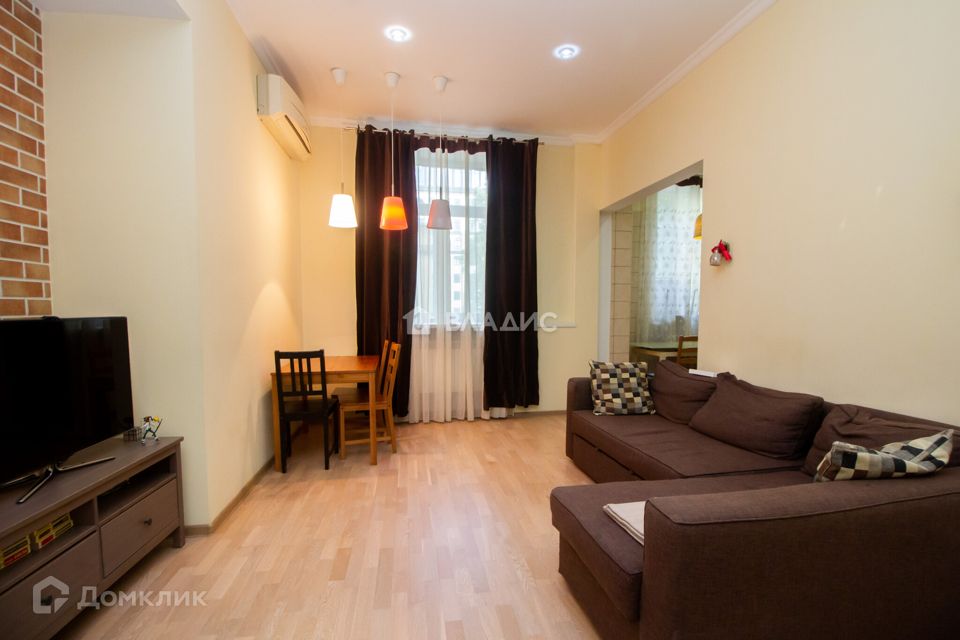 Продаётся 3-комнатная квартира, 80.2 м²