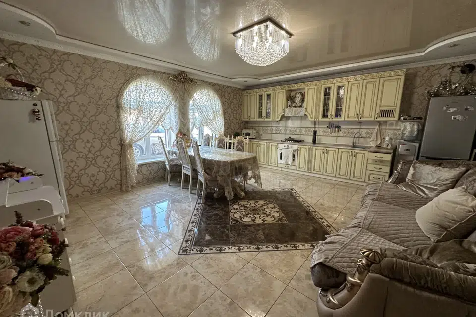 Продаётся 2-этажный дом, 122.8 м²