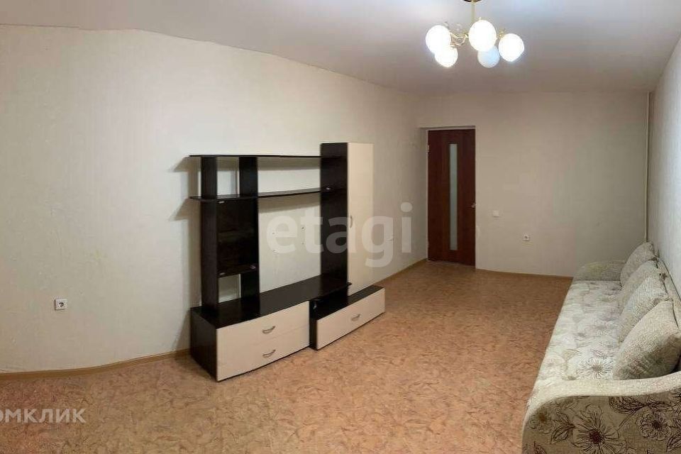 Продаётся 2-комнатная квартира, 54.2 м²