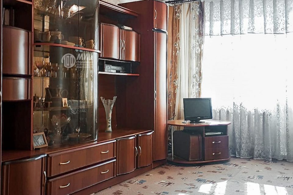 Продаётся 2-комнатная квартира, 42.8 м²