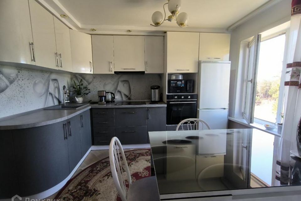 Продаётся 3-комнатная квартира, 62.5 м²