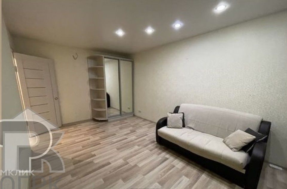 Продаётся 1-комнатная квартира, 33 м²