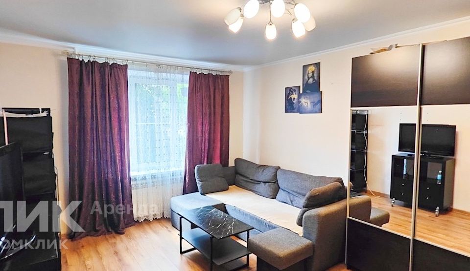 Сдаётся 1-комнатная квартира, 35 м²