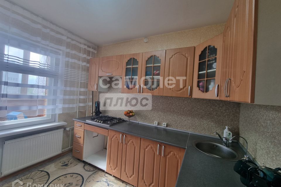 Продаётся 3-комнатная квартира, 67.9 м²