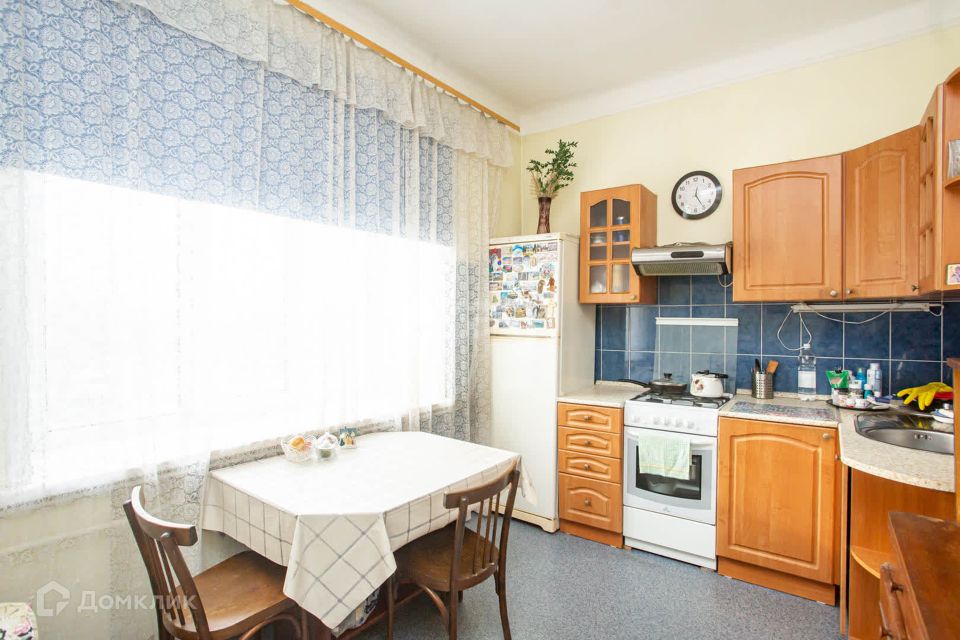 Продаётся 2-комнатная квартира, 56.5 м²