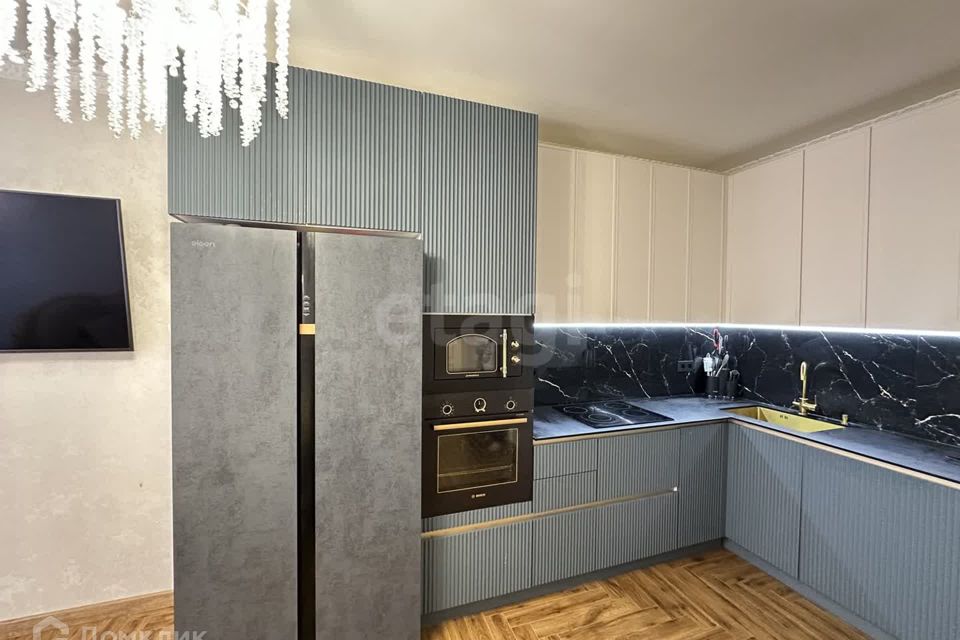 Продаётся 3-комнатная квартира, 87 м²