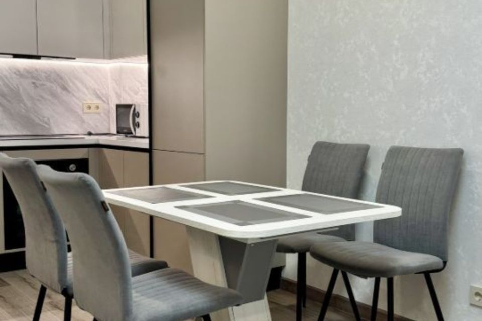 Продаётся 2-комнатная квартира, 61.5 м²