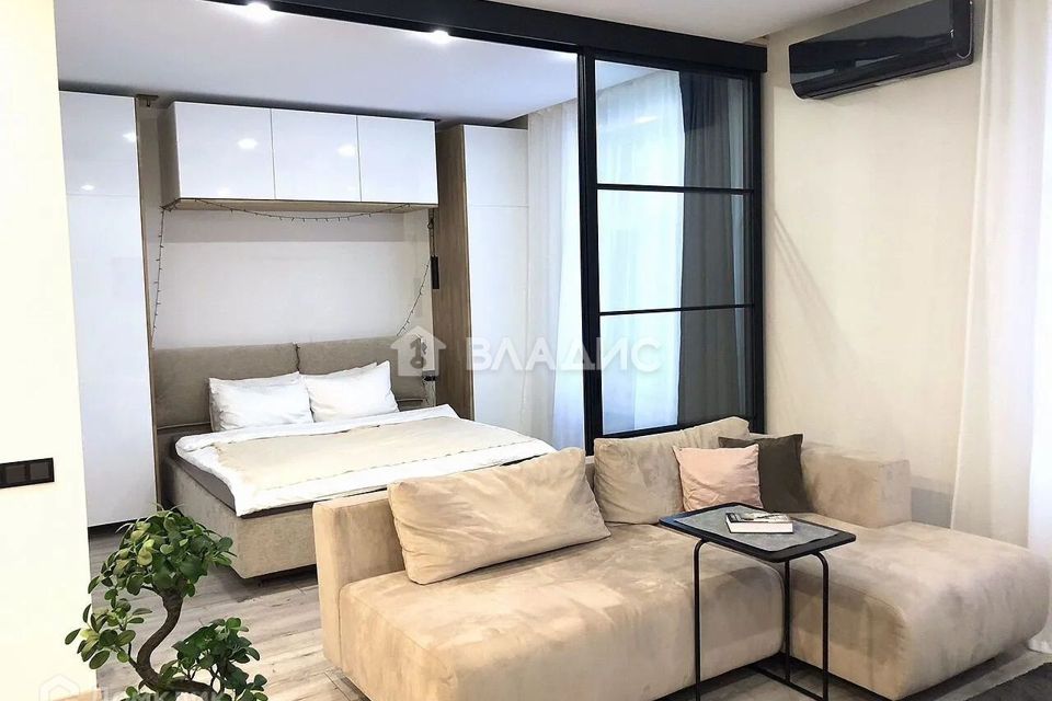 Продаётся 1-комнатная квартира, 42.8 м²