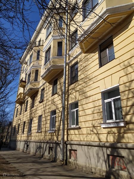Продаётся 4-комнатная квартира, 111.6 м²