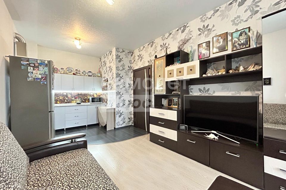 Продаётся 1-комнатная квартира, 38.6 м²