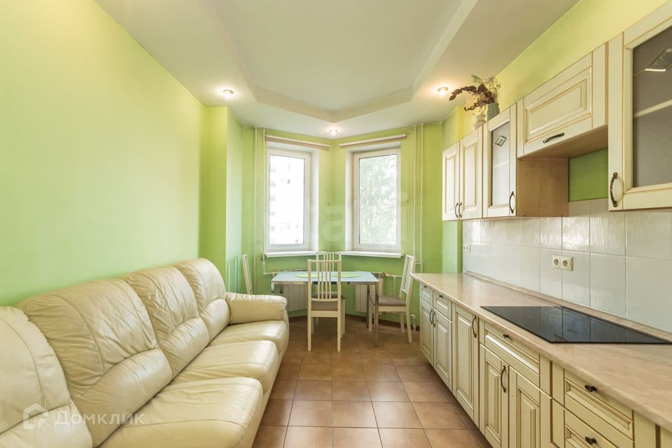 Продаётся 1-комнатная квартира, 48 м²