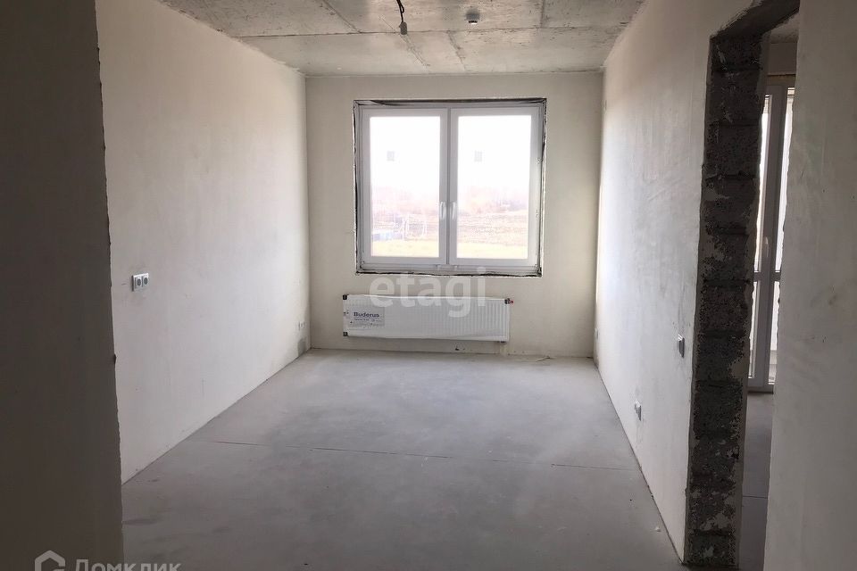 Продаётся 1-комнатная квартира, 35.6 м²