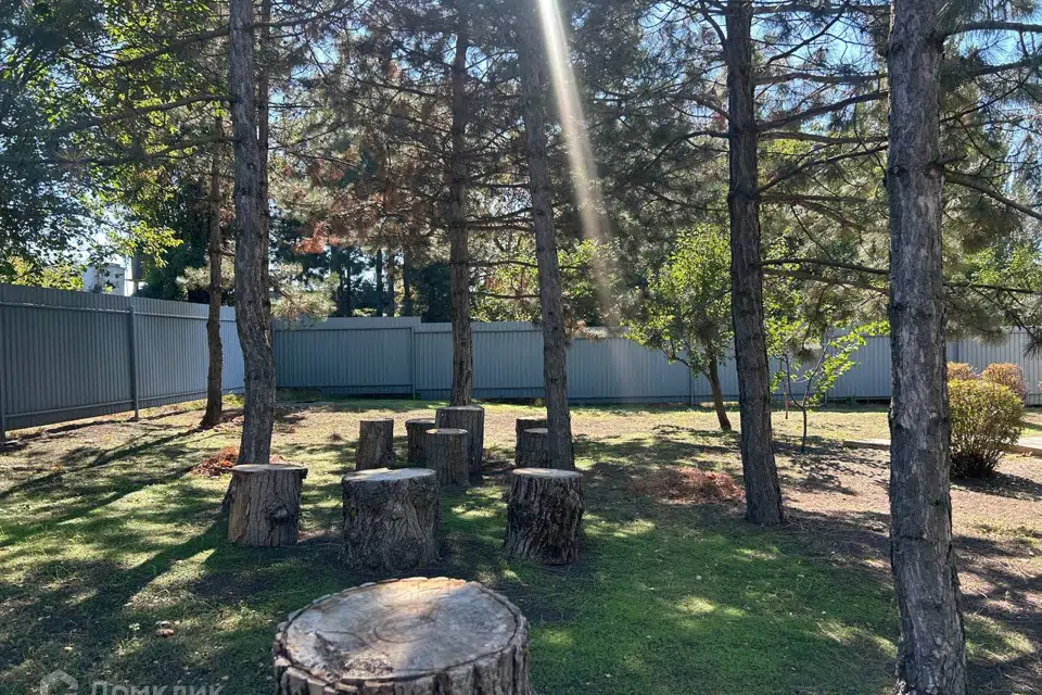 Продаётся таунхаус, 2-эт., 318.1 м²