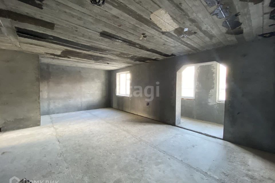 Продаётся 3-комнатная квартира, 102.8 м²