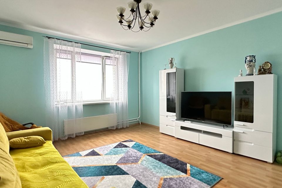 Продаётся 2-комнатная квартира, 66.3 м²