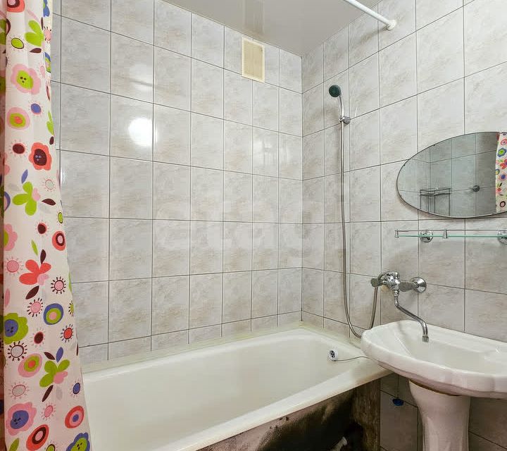 Сдаётся 3-комнатная квартира, 57.9 м²
