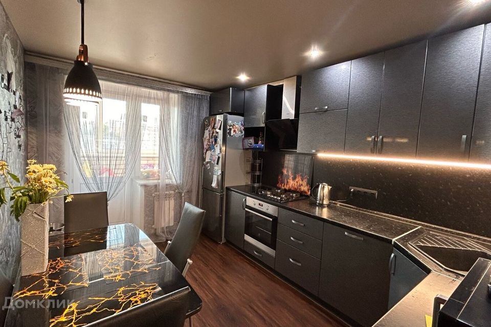 Продаётся 3-комнатная квартира, 72.5 м²