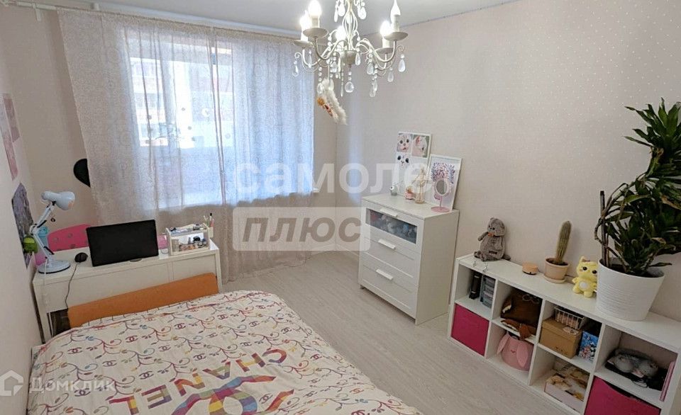 Продаётся 3-комнатная квартира, 70.4 м²