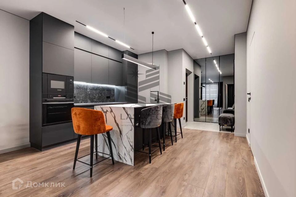 Сдаётся 2-комнатная квартира, 60.7 м²