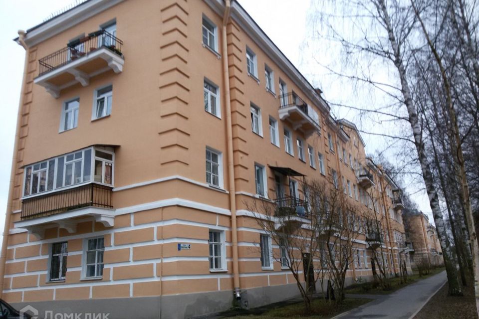 Продаётся 2 комнаты в 4-комн. квартире, 20 м²