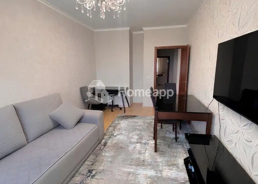 Продаётся 3-комнатная квартира, 77.1 м²