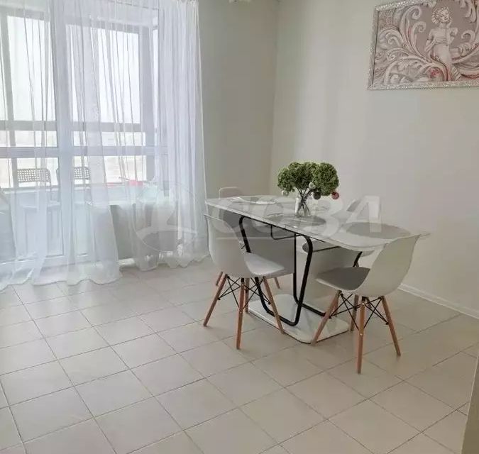 Сдаётся 2-комнатная квартира, 56 м²