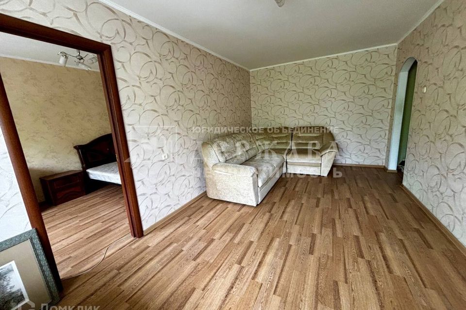 Продаётся 3-комнатная квартира, 57 м²