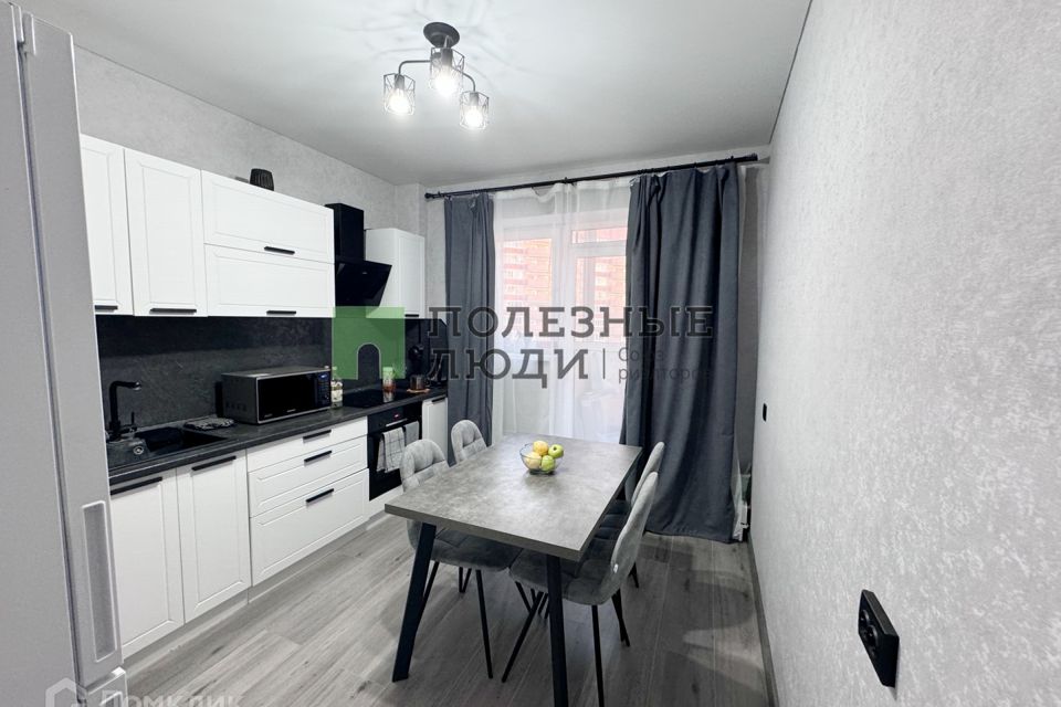 Продаётся 1-комнатная квартира, 37.1 м²