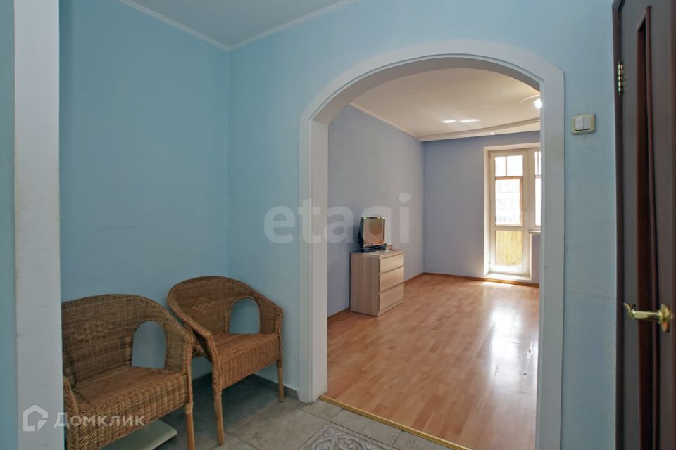 Продаётся 1-комнатная квартира, 49.4 м²