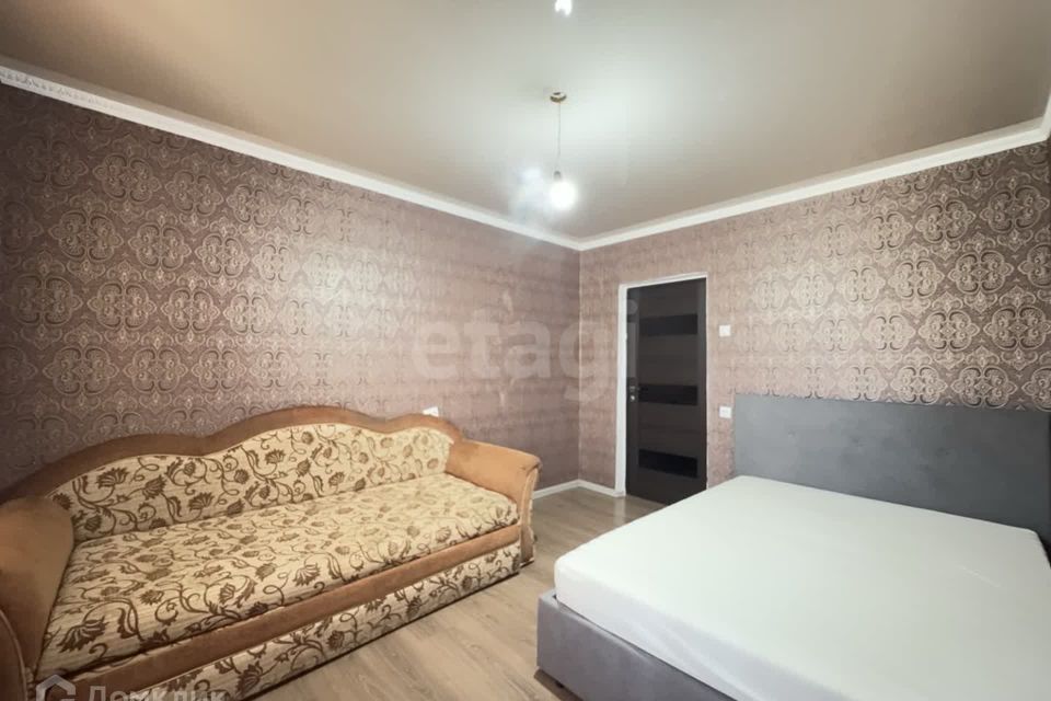 Продаётся 3-комнатная квартира, 69.8 м²