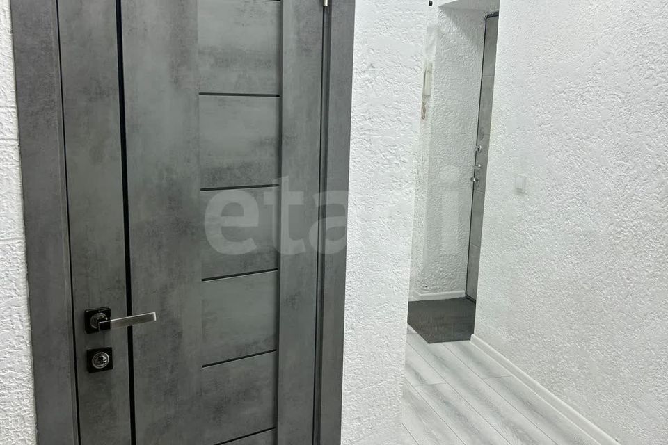 Продаётся 1-комнатная квартира, 32 м²