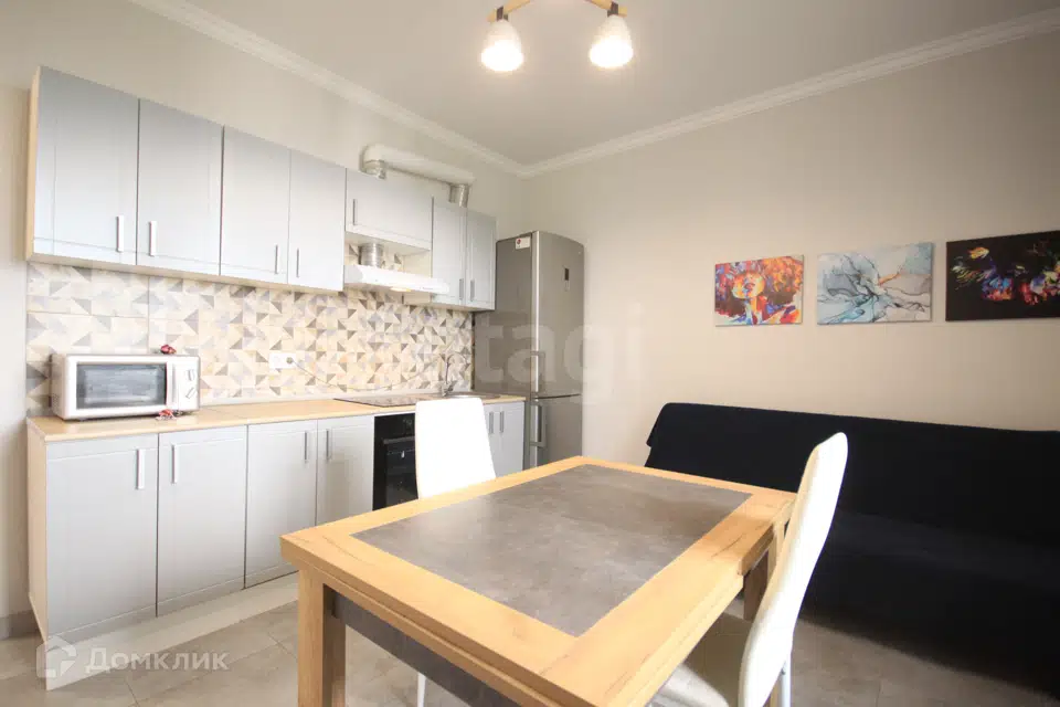 Продаётся 1-комнатная квартира, 39.1 м²
