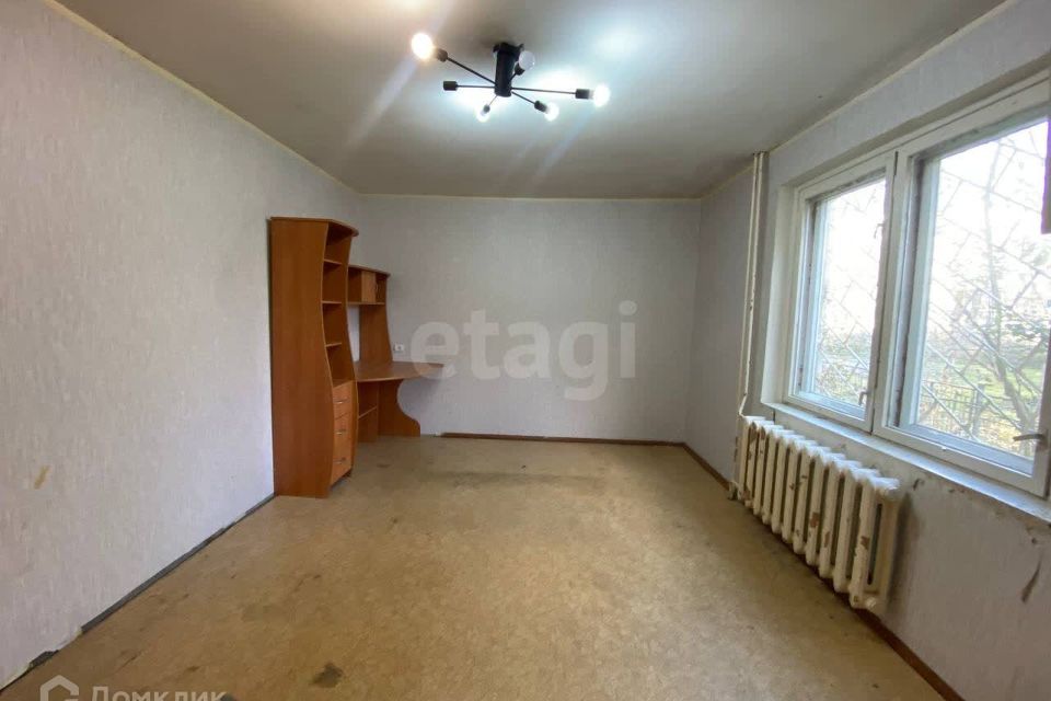 Продаётся 1-комнатная квартира, 43.7 м²
