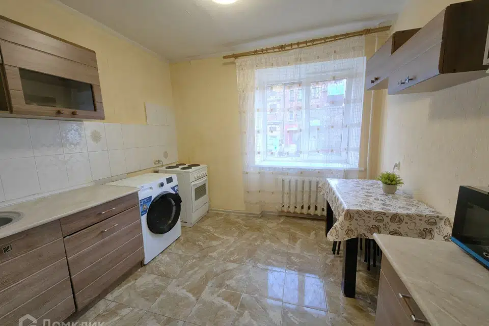 Продаётся 3-комнатная квартира, 60 м²