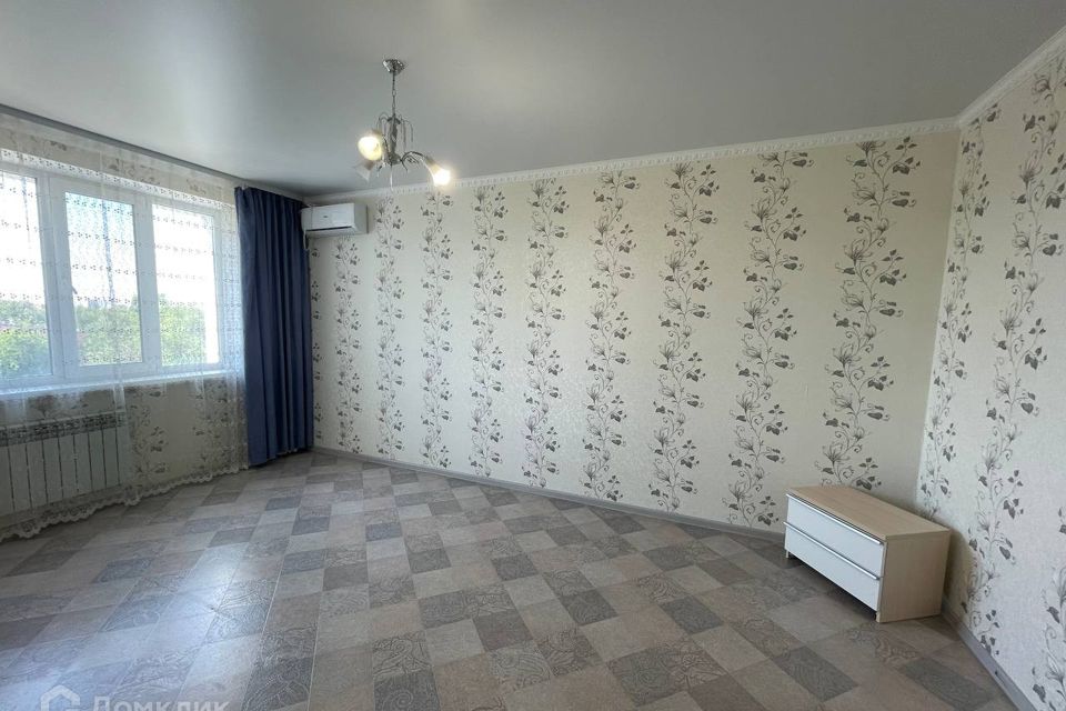 Продаётся 1-комнатная квартира, 38 м²