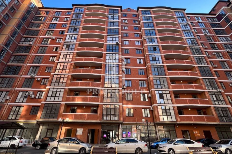 Продаётся 2-комнатная квартира, 102 м²