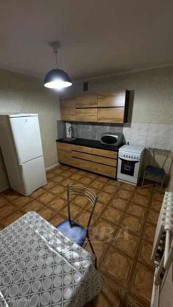 Сдаётся 2-комнатная квартира, 65 м²
