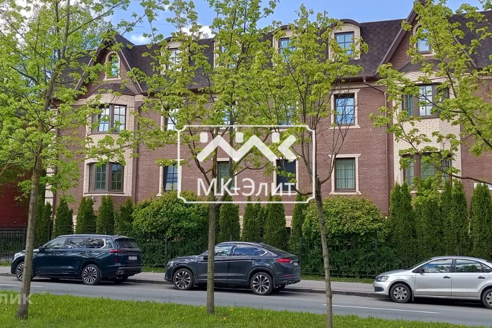 Продаётся 2-комнатная квартира, 66.3 м²