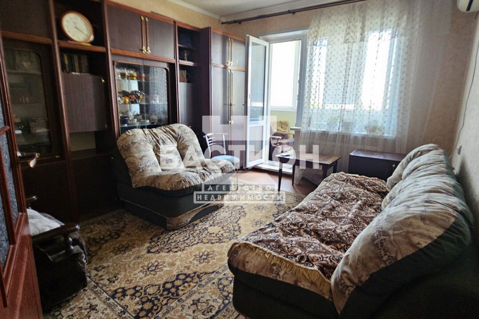 Продаётся 1-комнатная квартира, 35.9 м²