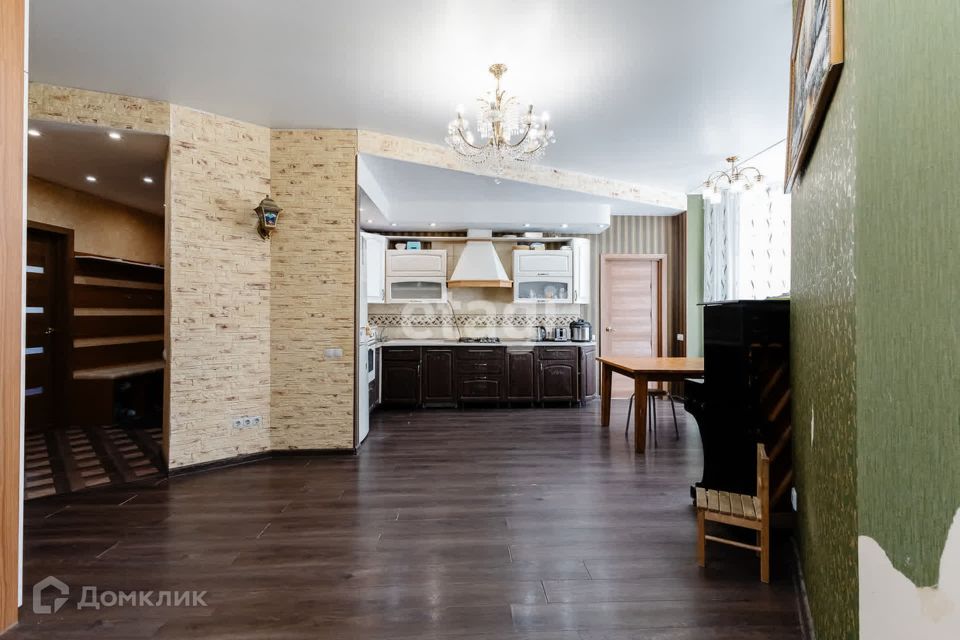 Продаётся 4-комнатная квартира, 80.2 м²