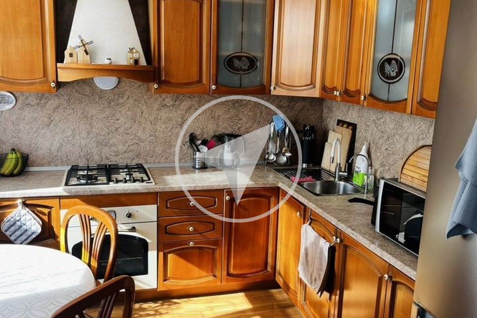 Продаётся 3-комнатная квартира, 79 м²