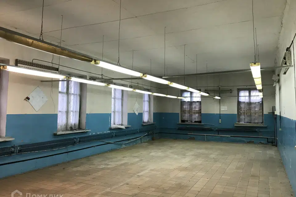 Продаётся помещение своб. назначения, 587.8 м²